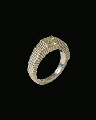 Fluted SQ Stone Ring <fssr-001,fssr-001-g>