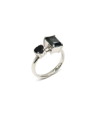 London Blue Topaz + Heart Onyx Ring <l-001>